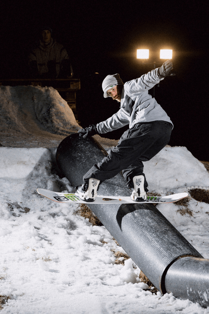 2027 Snowboard